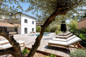 Somptueuse Villa sous les pins